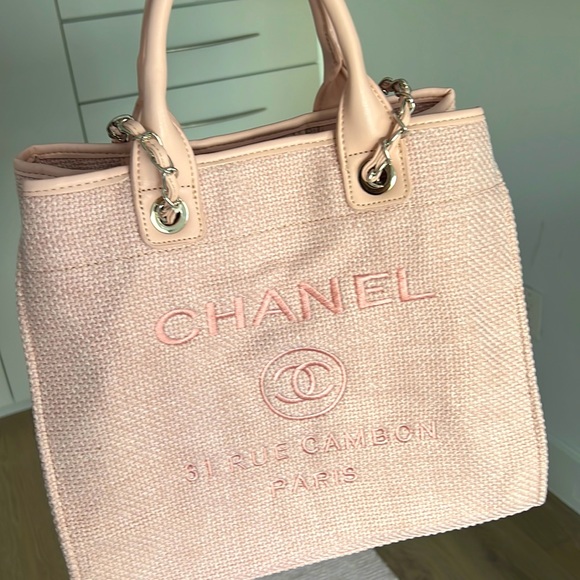 Back by popular demand. Pretty in PINK! - Picture 8 of 8